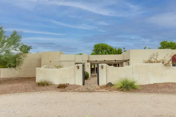 Paradise Valley, AZ 85253,8631 N AVENIDA DEL SOL --