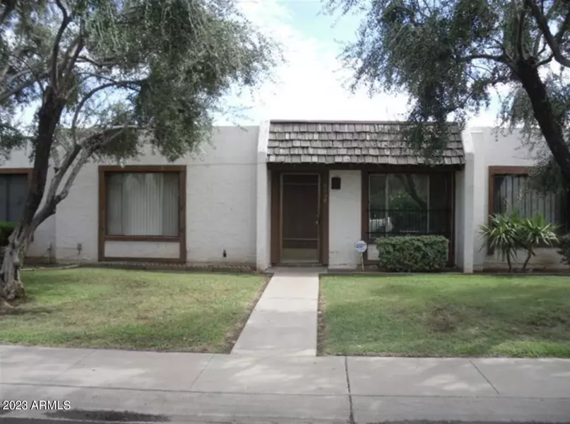 4654 W KRALL Street, Glendale, AZ 85301