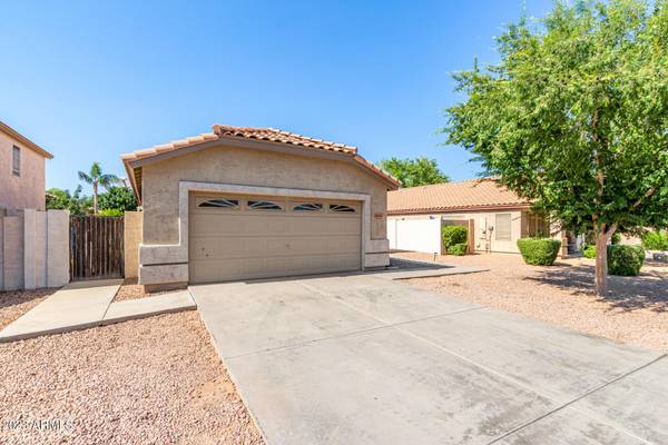 Gilbert, AZ 85233,878 W BRUCE Avenue