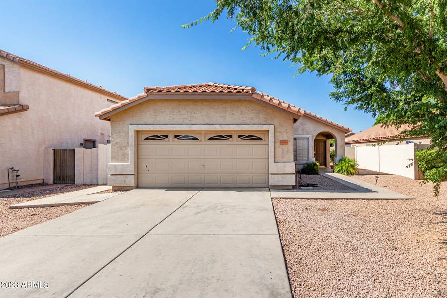 878 W BRUCE Avenue, Gilbert, AZ 85233