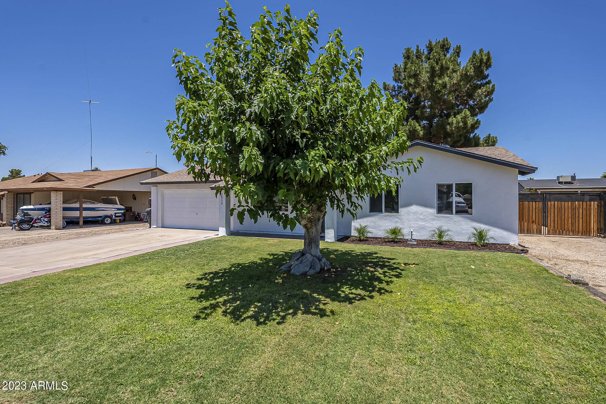 7050 W PURDUE Avenue, Peoria, AZ 85345