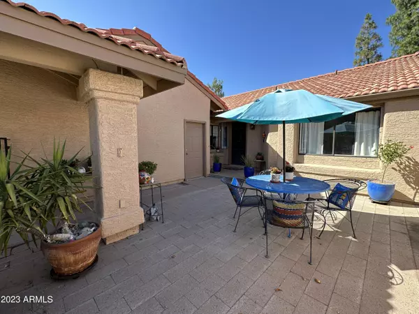 Mesa, AZ 85201,945 N PASADENA -- #162