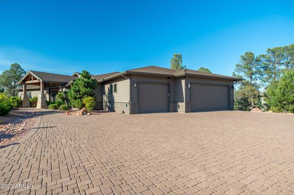 Payson, AZ 85541,703 N Redbud Circle