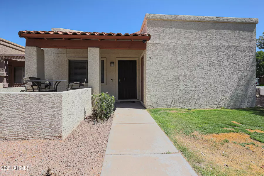 876 S NEBRASKA Street #17, Chandler, AZ 85225