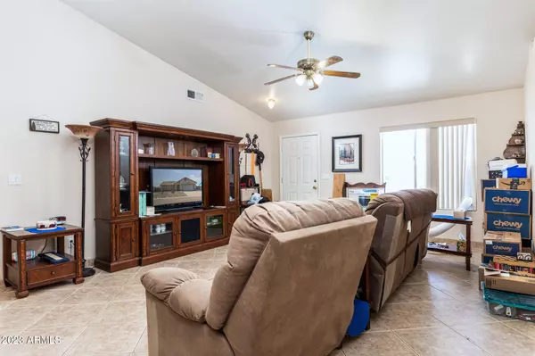 Arizona City, AZ 85123,10325 W GRAYBACK Drive