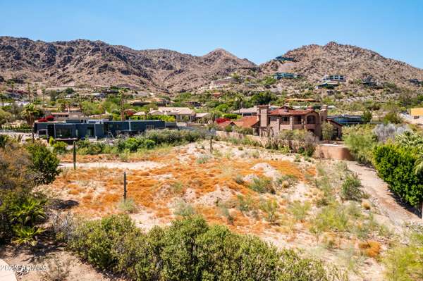 Paradise Valley, AZ 85253,7215 N BLACK ROCK Trail #54