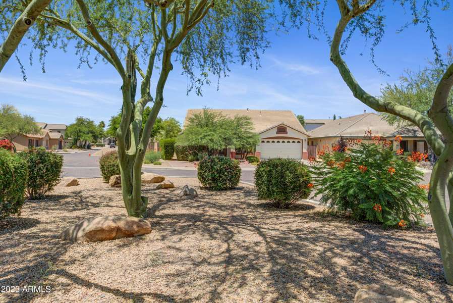 2428 W STRAIGHT ARROW Lane, Phoenix, AZ 85085