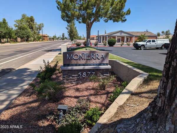 Scottsdale, AZ 85250,5877 N GRANITE REEF Road #2209