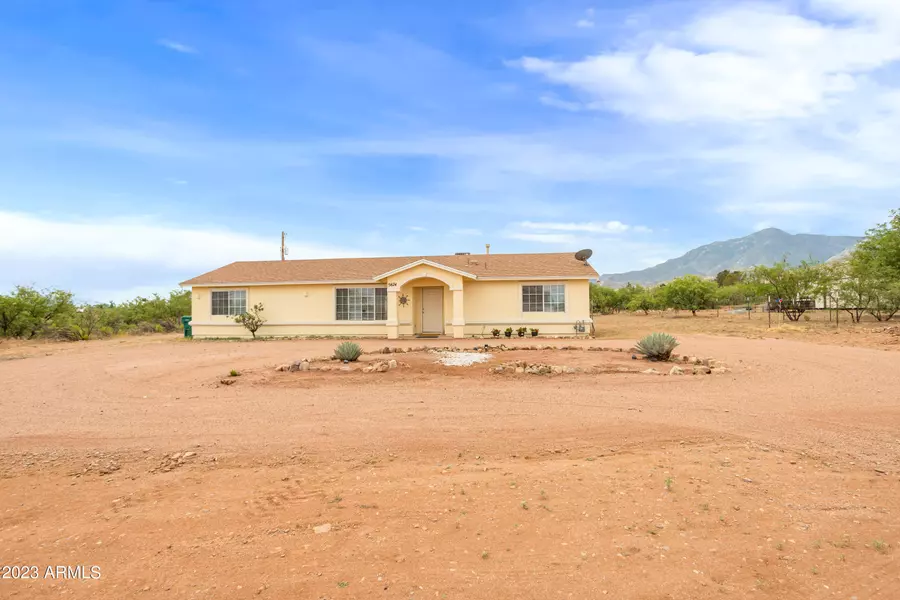 5674 E RAMSEY Road, Hereford, AZ 85615