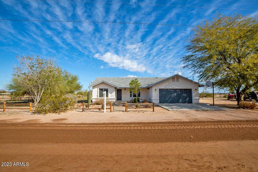 38102 E Kumquat Drive, Wellton, AZ 85356