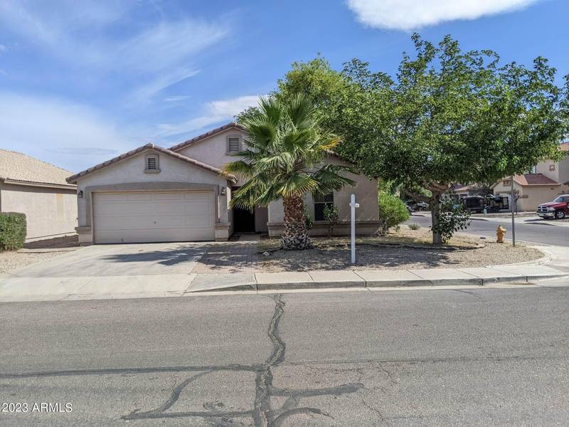 1937 E SHETLAND Drive, San Tan Valley, AZ 85140