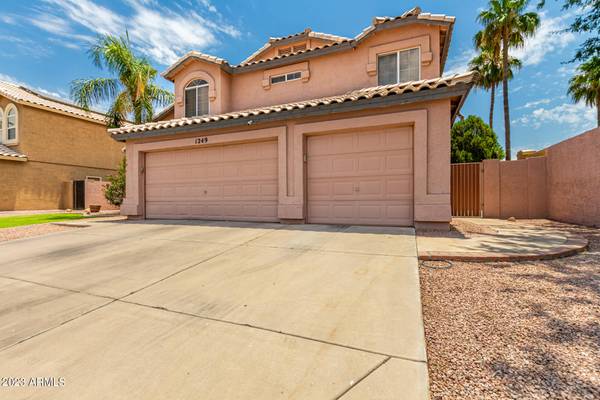 Gilbert, AZ 85233,1249 W EDGEWATER Drive