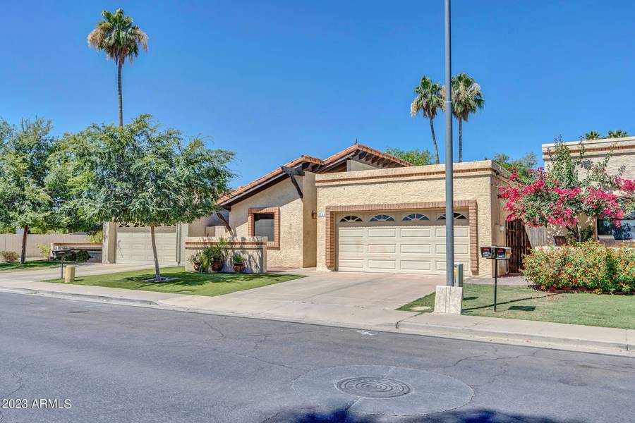 2744 S SANTA BARBARA --, Mesa, AZ 85202