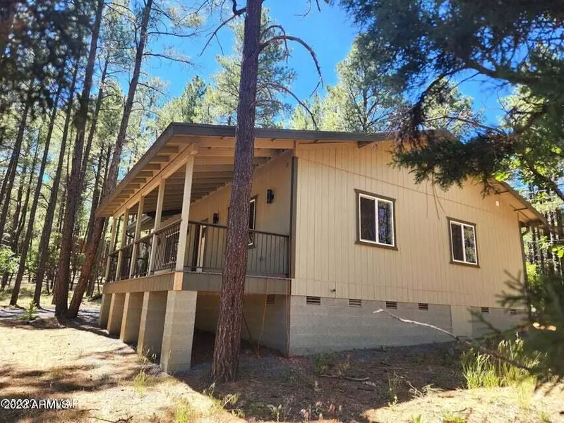 5534 N Forest Drive, Pinedale, AZ 85934
