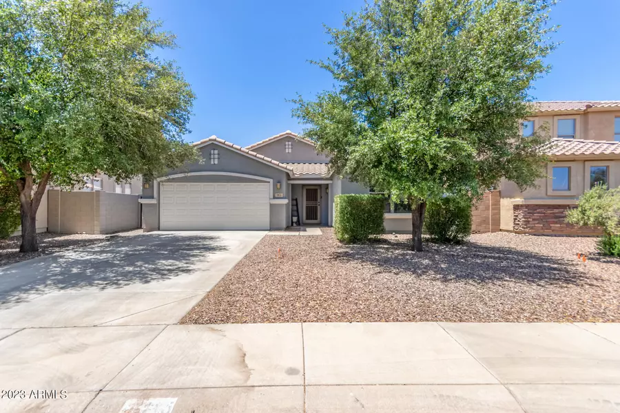 2075 W FRUIT TREE Lane, San Tan Valley, AZ 85144