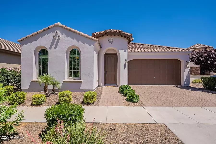 10710 E LINCOLN Avenue, Mesa, AZ 85212