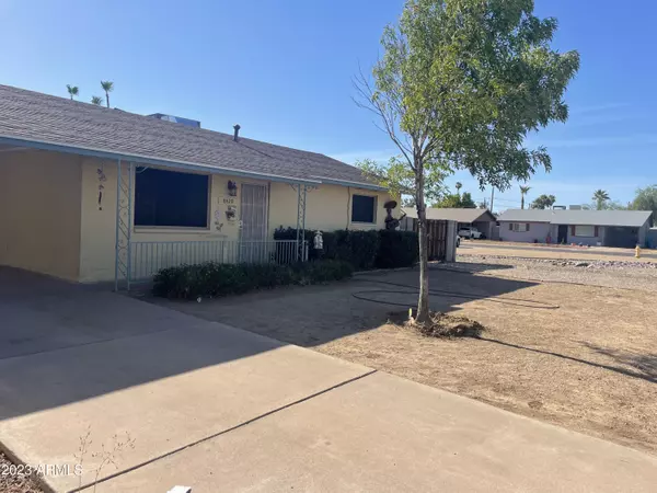 8420 N 35TH Drive,  Phoenix,  AZ 85051