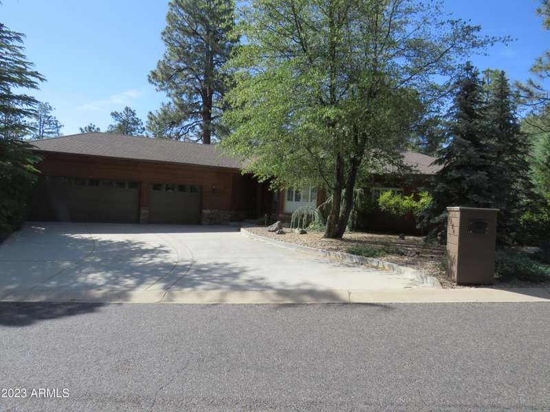 1955 PINE TREE Drive, Prescott, AZ 86303