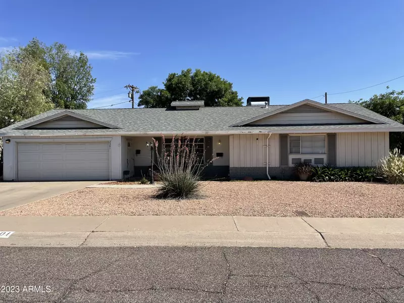 3301 E ELM Street, Phoenix, AZ 85018