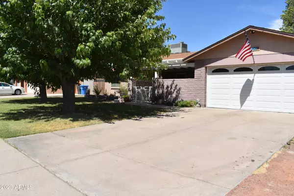 12433 N 50TH Lane, Glendale, AZ 85304