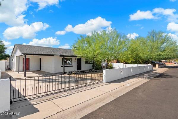 Phoenix, AZ 85020,1133 E ALICE Avenue