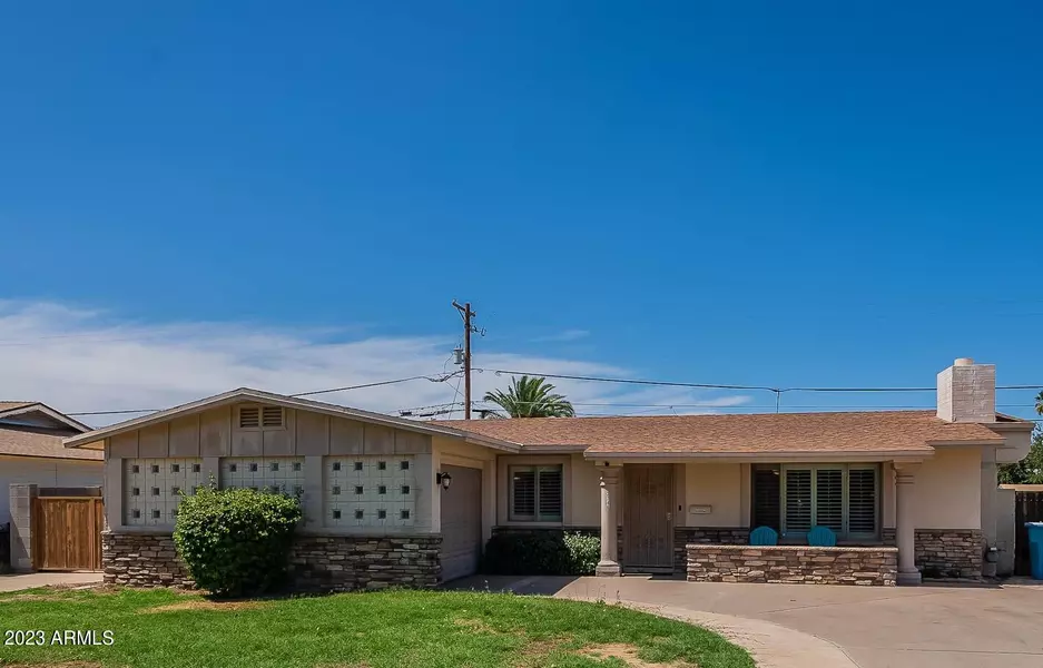 3746 W KRALL Street, Phoenix, AZ 85019