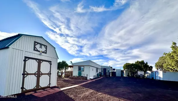 Concho, AZ 85924,19 COUNTY ROAD 8303 --