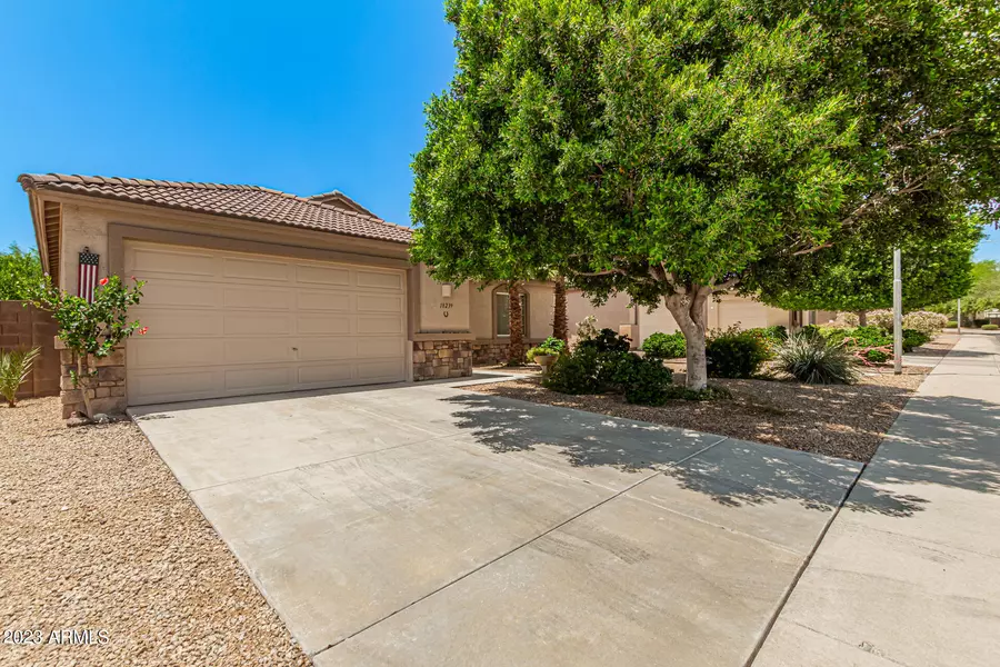 18239 W PORT ROYALE Lane, Surprise, AZ 85388