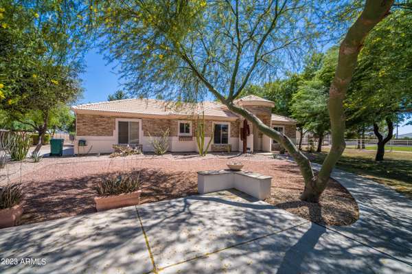 Gilbert, AZ 85298,15221 E VIA DEL RANCHO --