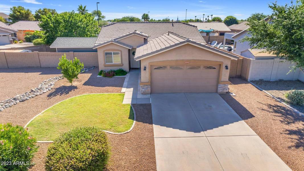 3590 S PONDEROSA Drive, Gilbert, AZ 85297