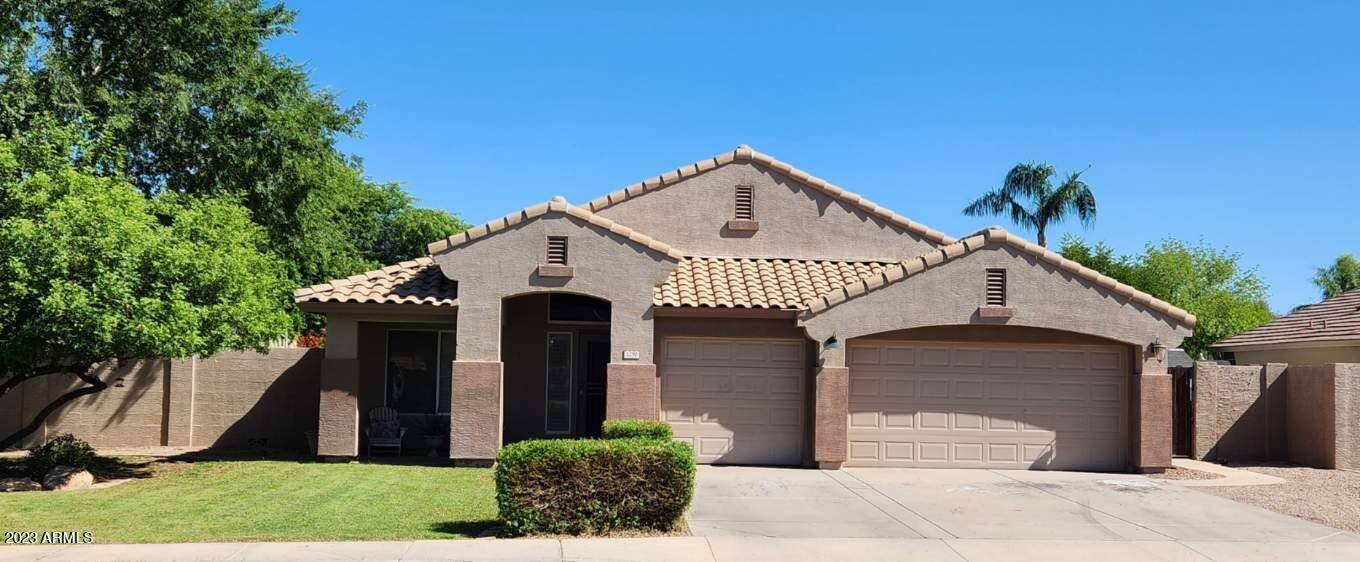 1290 E CARLA VISTA Drive, Gilbert, AZ 85295