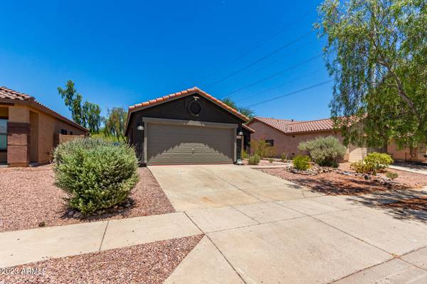 Phoenix, AZ 85083,3012 W RED FOX Road