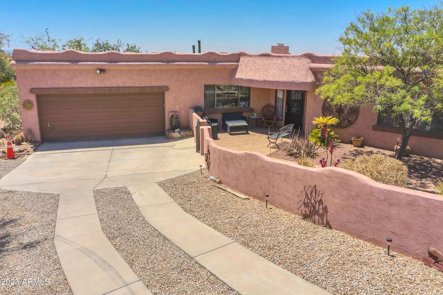 431 E MCDOWELL Boulevard, Apache Junction, AZ 85119