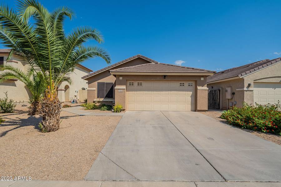 7353 W DESERT Lane, Laveen, AZ 85339