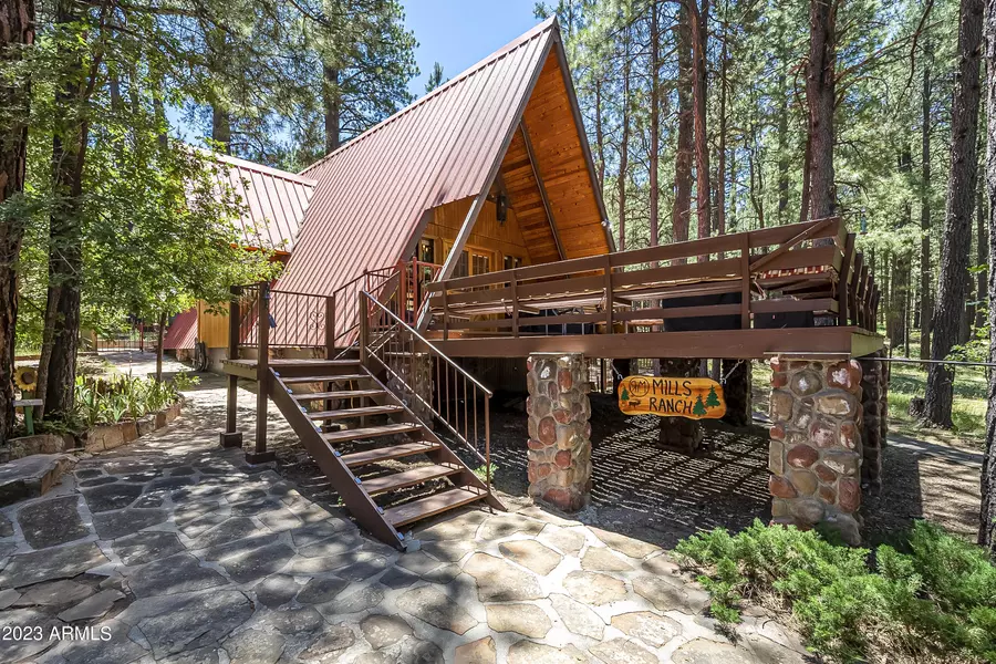 1600 SQUIRREL Circle, Forest Lakes, AZ 85931