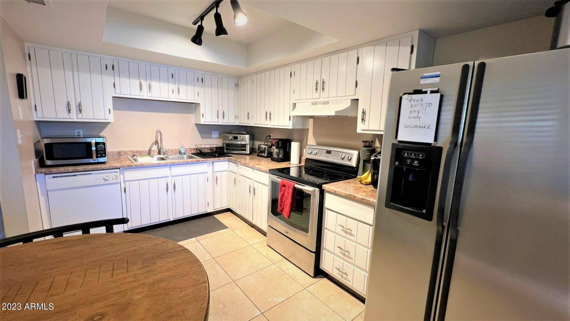 Phoenix, AZ 85029,2503 W SHARON Avenue