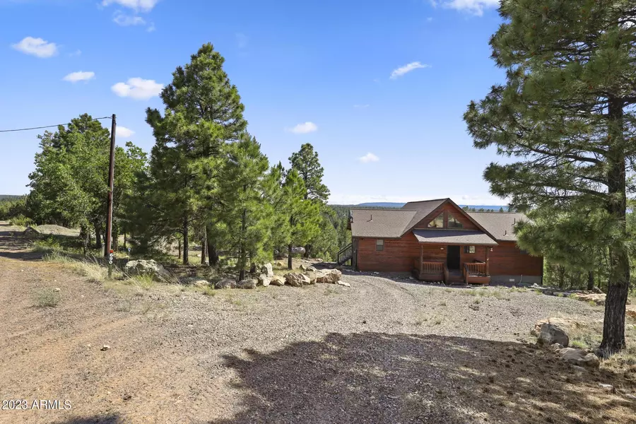 690 Ceremony Lane, Happy Jack, AZ 86024