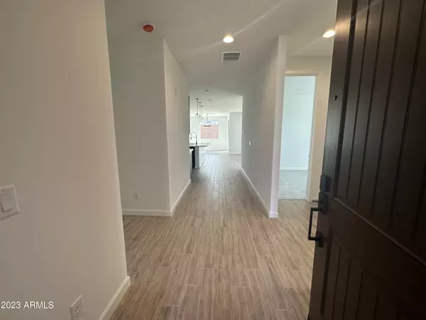 Mesa, AZ 85212,9801 E SUNSPOT Drive