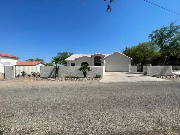 Rio Rico, AZ 85648,44 Camino Pesqueria --