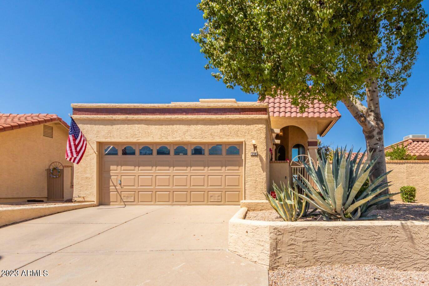 4502 E SHOMI Street, Phoenix, AZ 85044