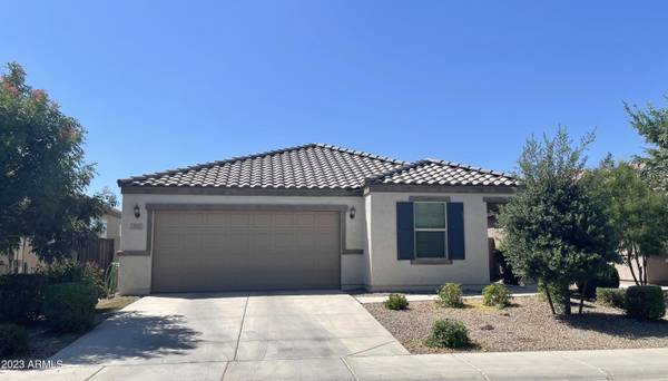 976 W CAPULIN Trail, San Tan Valley, AZ 85140