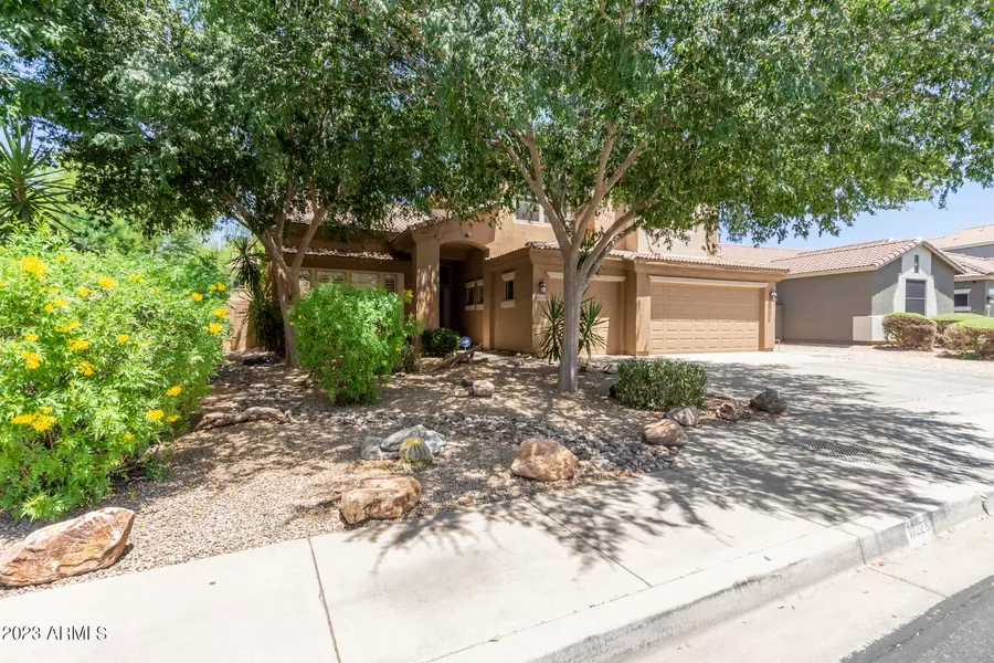 10228 E LOS LAGOS VISTA Avenue, Mesa, AZ 85209