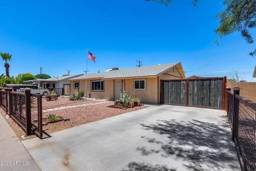 26 E EUCLID Avenue, Phoenix, AZ 85042