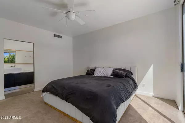 Scottsdale, AZ 85251,4832 N Woodmere Fairway -- #C105