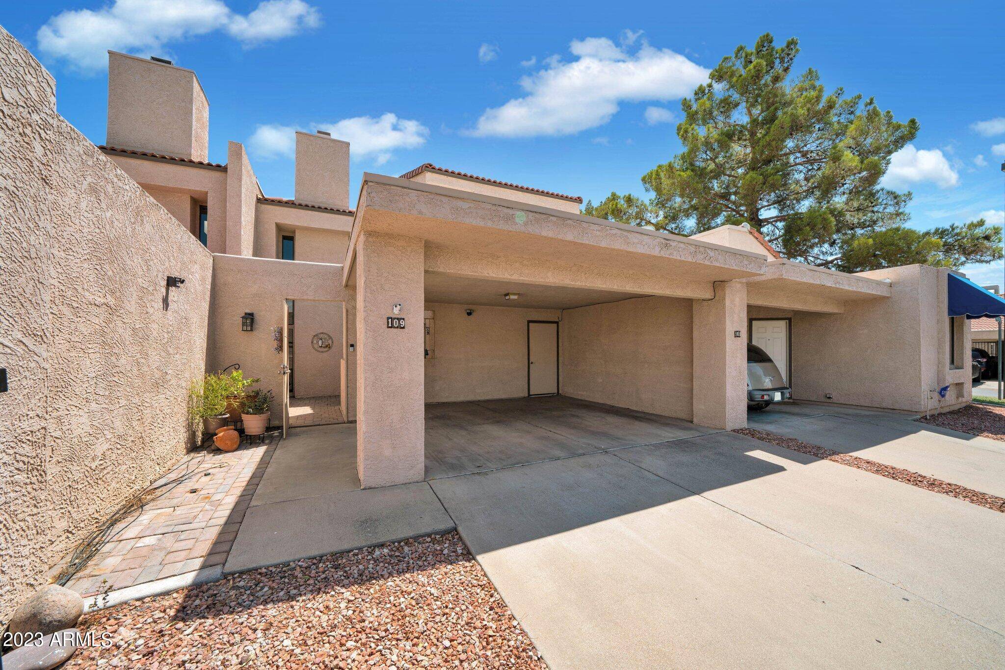 Phoenix, AZ 85022,109 E PONDEROSA Lane