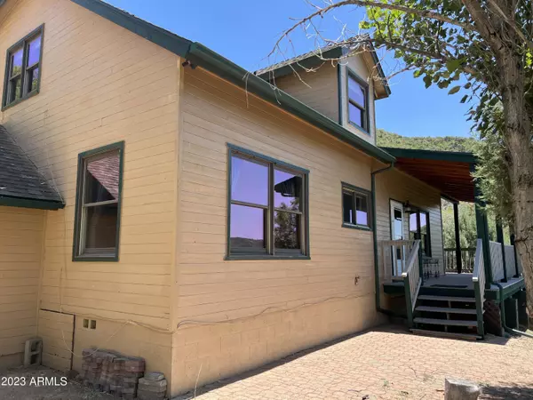 Crown King, AZ 86343,22700 S GLADIATOR MINE Road