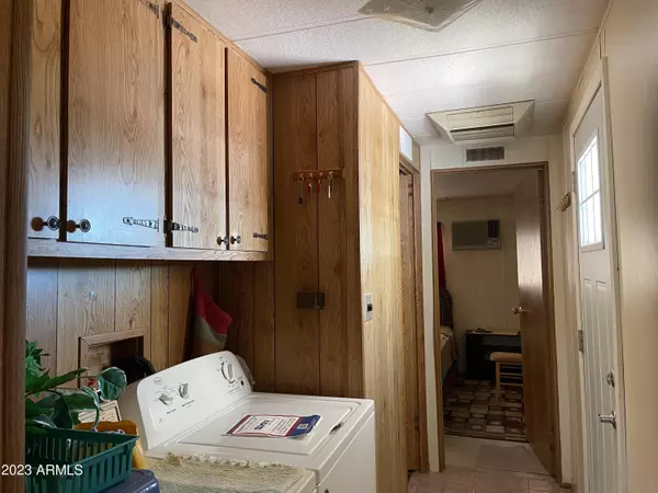 Queen Valley, AZ 85118,367 E DONNA Drive