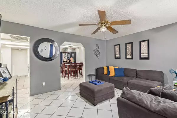 Phoenix, AZ 85029,11624 N 25TH Avenue