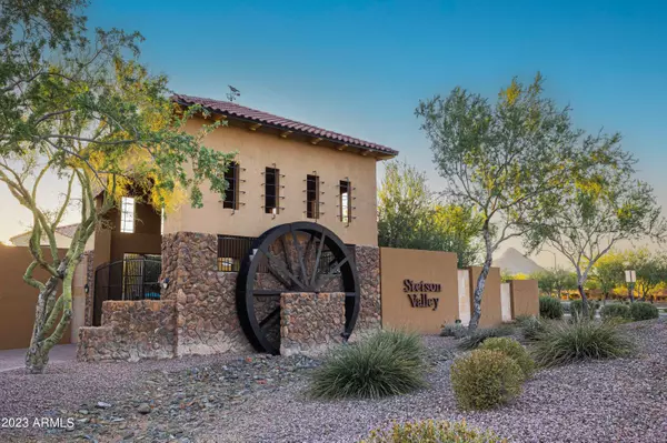 Phoenix, AZ 85083,5424 W QUAIL TRACK Drive