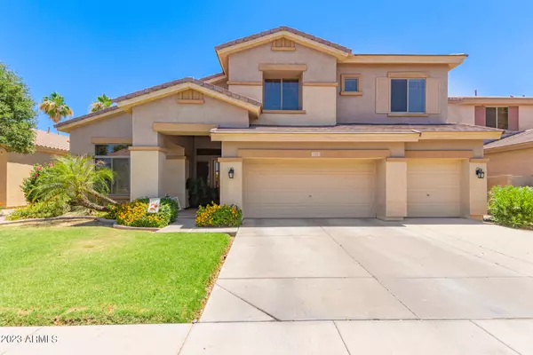 727 E SCORPIO Place, Chandler, AZ 85249